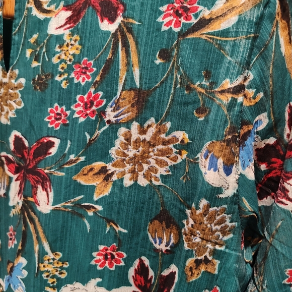 NWT Suzanne Betro Floral Emerald Green Blouse - Picture 5 of 5